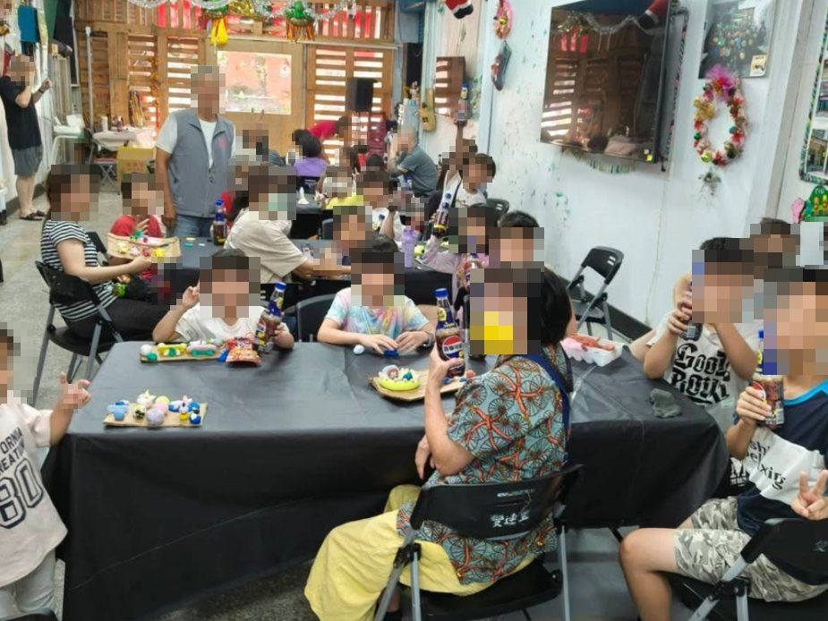 老幼共學：端午捏陶土