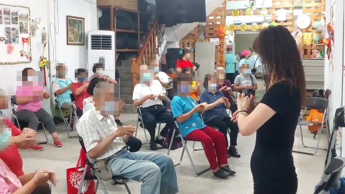 關懷據點：健康運動